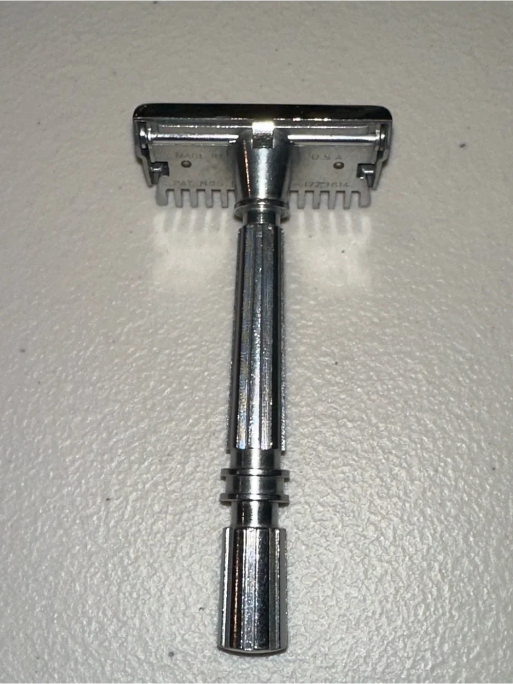 Classic Men’s Double-Edge Safety Razor - Chrome Finish